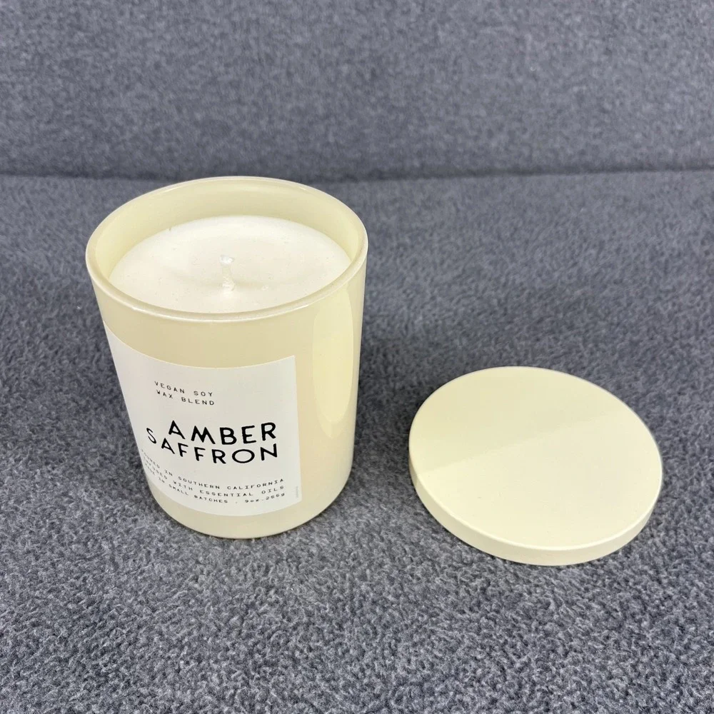 Leoben Co Amber & Saffron Vegan Soy Wax Blend‎ Candle 9 oz beige glass